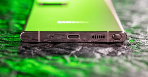 Samsung Galaxy S22 Ultra geleakt: Diese Tetris-Kamera ist hoffentlich ein Scherz! ⊂·⊃ CURVED.de