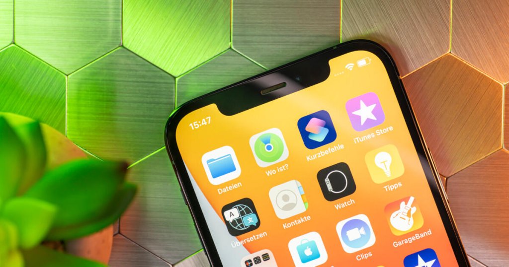 Alles zum Thema Smartphones bei CURVED.de - cover