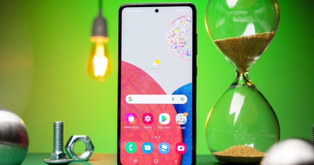 Alles zum Thema Smartphones bei CURVED.de - cover