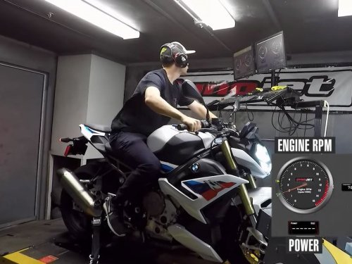 How Much Power Does the 2022 BMW S 1000 R Make?