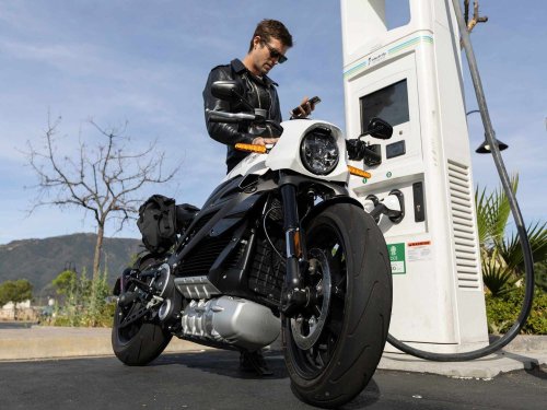 Motorcycles, Fuels, and Climate Neutrality