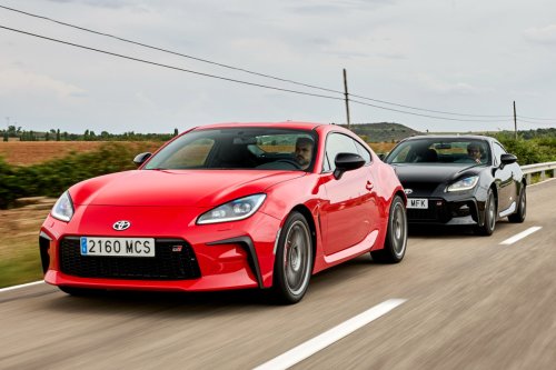COMPARATIVA: Toyota GR86 contra GR86 Circuit Pack