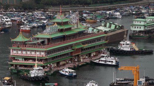 Hong Kong’s landmark Jumbo floating restaurant sinks at sea