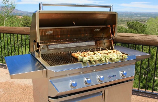 A Crash Course on Gas Grills