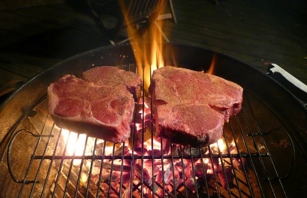 10 Steps to Grilling the Perfect Porterhouse, T-Bone or Any Really Thick Steak