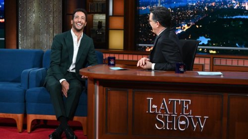 Daniel Ricciardo proves a hit with the crowd on Late Show with Stephen Colbert