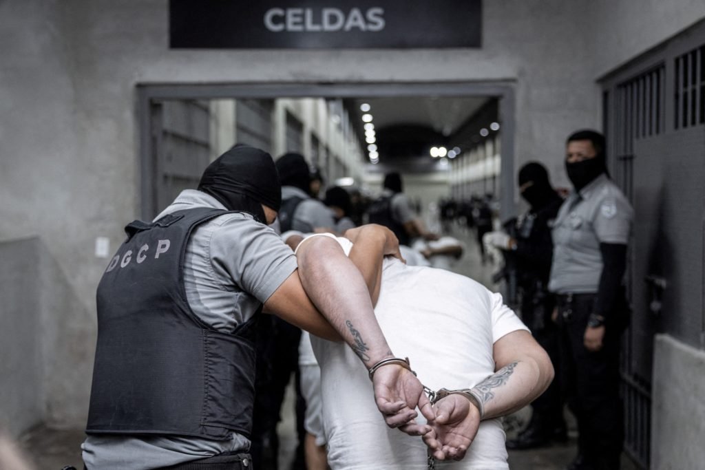 U.S. deports hundreds of Venezuelans to El Salvador under 18th century wartime law
