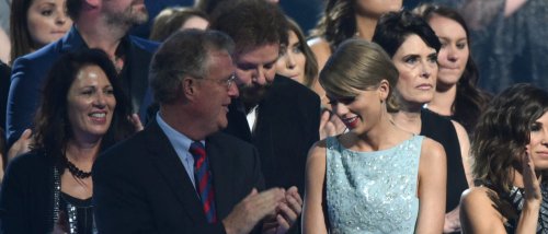 Taylor Swift’s Dad Avoids Charges After Allegedly Assaulting Photographer
