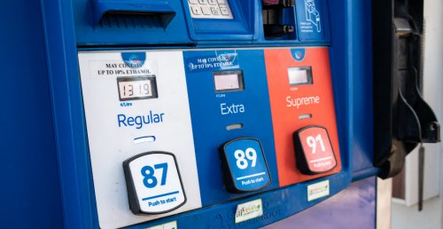Don't fill up yet: Vancouver gas prices predicted to drop