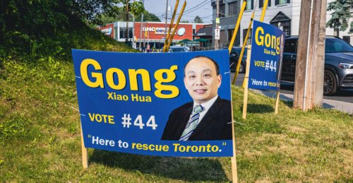 Mayoral candidate criticized for littering Toronto with way too many election signs
