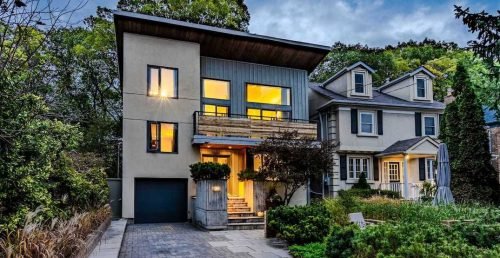 Toronto house sells in less than a week for more than $800K over asking | Urbanized