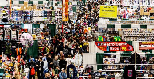 Toronto Comicon was plagued with pickpocketing and overcrowding claim attendees