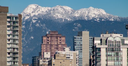Snow worries! Vancouver not likely to see flakes fall until next week