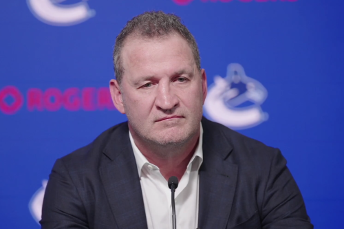 New Vancouver Canucks head coach Foote fields question about son's trial