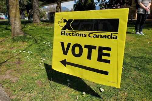 Elections Canada website experiencing technical issues as polls close
