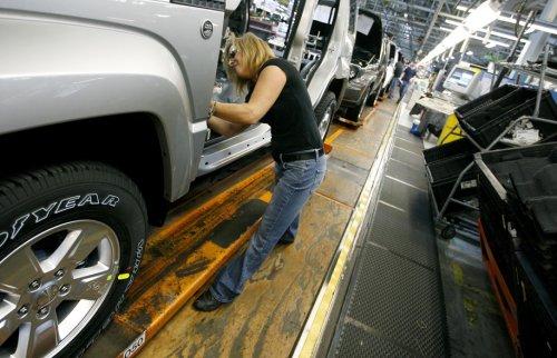 Voters may want more US factories—but they don't want to work in them