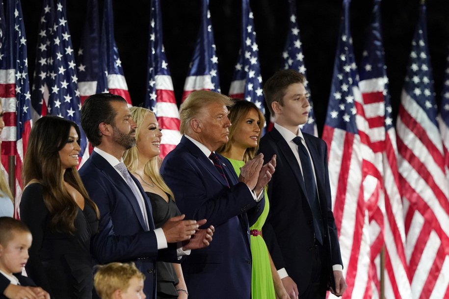 Would you trust the Trump family with all your money?