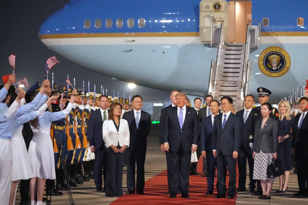 Surprise! Trump’s ‘diplomatic’ China visit is just another grift.