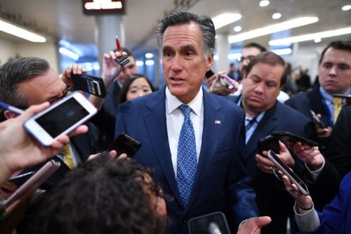 Mitt Romney says what other Republicans won't: He's not voting Trump