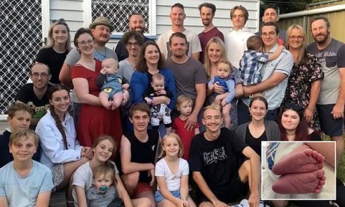 mum-of-16-from-australia-s-largest-family-welcomes-another-new-member