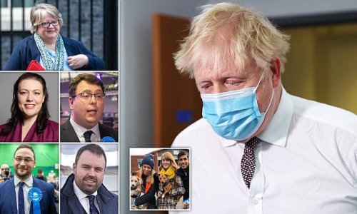 Boris faces crunch PMQs as Red Wall MPs threaten no-confidence move