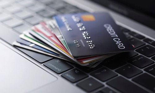 A credit crunch is on the cards as shoppers hit the high street again