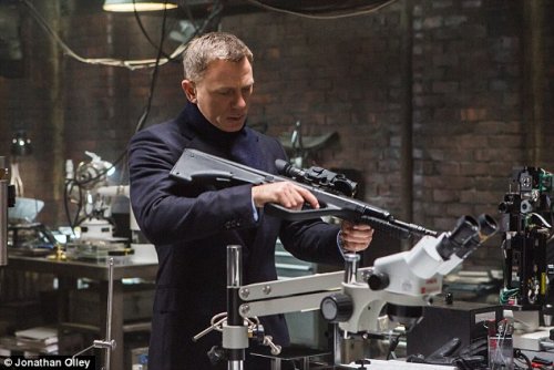 I'm done as Bond, Craig tells movie bosses: Star 'turns down £68m deal for two more films' as bookmakers stop taking bets on Tom Hiddleston being the next 007