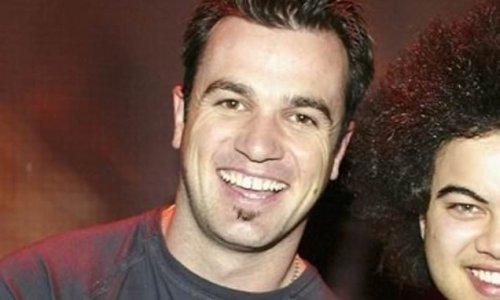 Shannon Noll doesn't look like this any more! Australian Idol star, 47, unveils his jaw-dropping body transformation