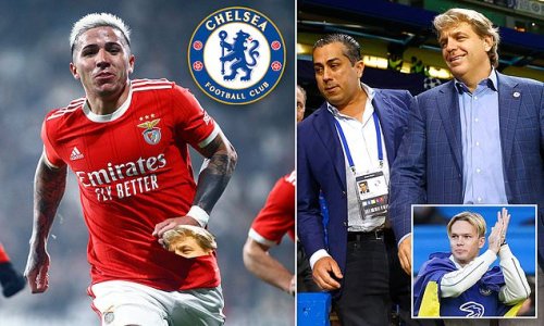 Chelsea launch final attack to sign Enzo Fernandez - and 'tell Benfica they will pay £106m release clause in instalments, with a big delegation set to fly to Lisbon to seal a deal'... just like they did with Mykhailo Mudryk