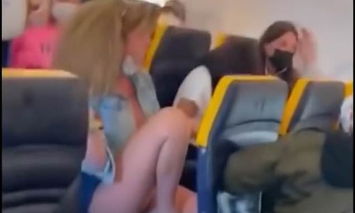 Woman attacks another female passenger during argument about facemasks