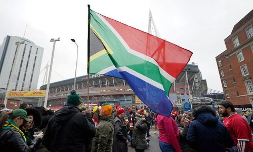Munster and Cardiff forced to remain in South Africa after Covid cases
