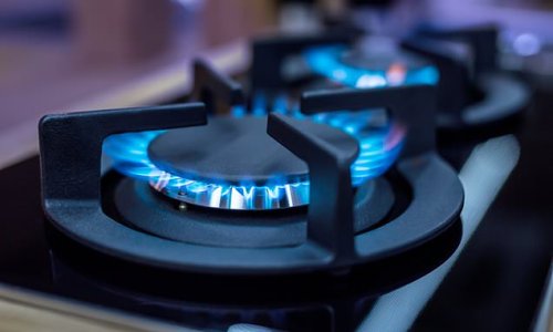 MPs probe energy meltdown as cost hits £100 a home