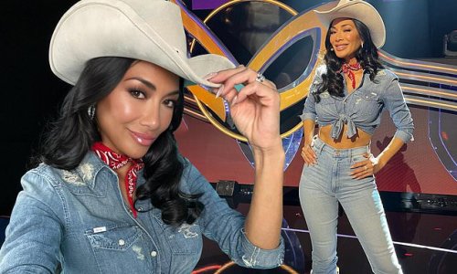 Nicole Scherzinger Flashes Her Toned Midriff In Double Denim Number As Nicole Scherzinger Flashes Her Toned Midriff In Double Denim Number As
