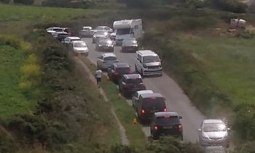 Locals turn on tourists after campervan driver ignores parking cones
