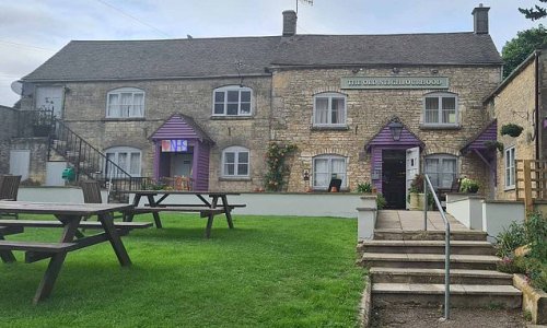 Pub bans under 21s after youngsters kept ignoring Covid rules