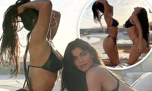 Twin Souls Kim Kardashian And Kylie Jenner Flaunt Their Curves In Sultry Bikini Snaps