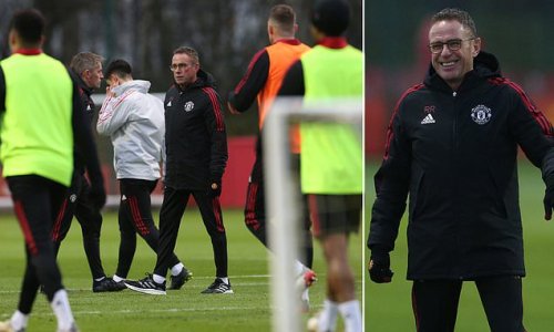 Ralf gets to business! Rangnick puts his squad through their paces