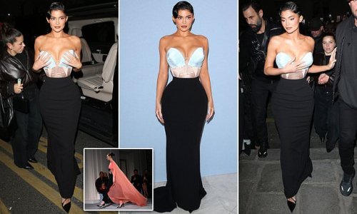 Kylie Jenner Shows Off Her Incredible Figure In A Plunging Strapless