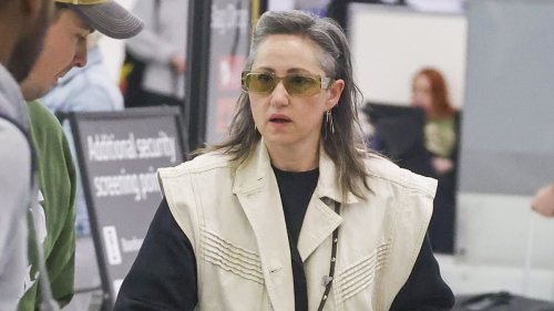 Gorgeous Huge Noughties Pop Star Drops Massive News Photo Photography Gorgeous Huge Noughties Pop Star Drops Massive News Photo Photography