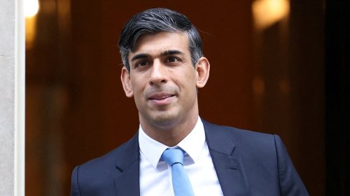 Rishi Sunak's Rwanda plan receives boost after former judge Lord Sumption says the Supreme Court's...