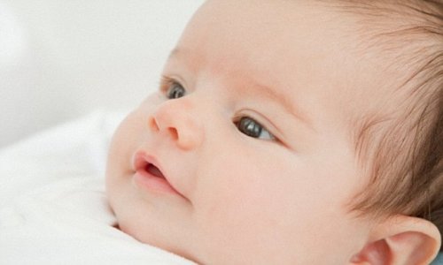 How your baby's GAZE could predict behavioural problems