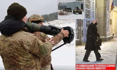 Biden admin warns of Russian combat forces gathered near Ukraine