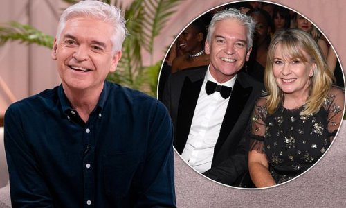 Watch moment Phillip Schofield told Lorraine on TV show that he 'told ...