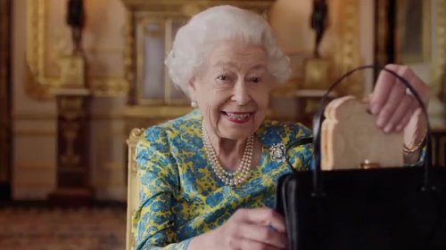 One is highly amused - and I hope you are, too! As it's revealed that Her Majesty loved a good...