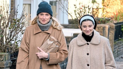 Diana actress Elizabeth Debicki, 33, goes shopping with her sister - but why in the world does the...