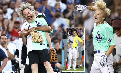 Breaking Bad' actor struck out at All-Star Celebrity softball