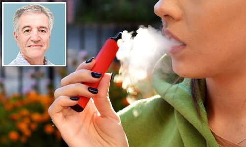 Australian doctors campaigning to reveal what is really inside vapes claim comparisons with smoking are 'wrong'