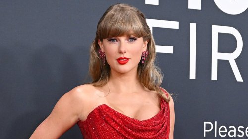 EXCLUSIVERevealed: Taylor Swift is set to play Whitney Houston role in The Bodyguard remake... as insiders reveal hopes for Hollywood's biggest star to be her love interest