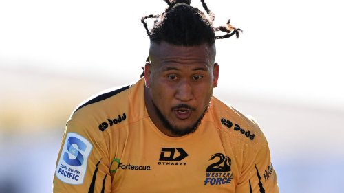 Hero footy star Brandon Paenga-Amosa saves man from drowning at famous Sydney beach - despite admitting he can 'barely swim'