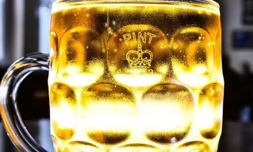 Cheers Ma'am! Boris Johnson brings back the Crown symbol on our pint glasses for the Queen's Platinum Jubilee - 18 years after the EU ordered us to remove them